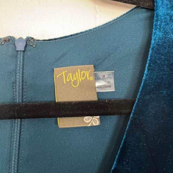 Taylor Velvet Maxi Dress Teal Blue Flutter Sleeve V-Neck 8 Medium - Picture 2 of 3